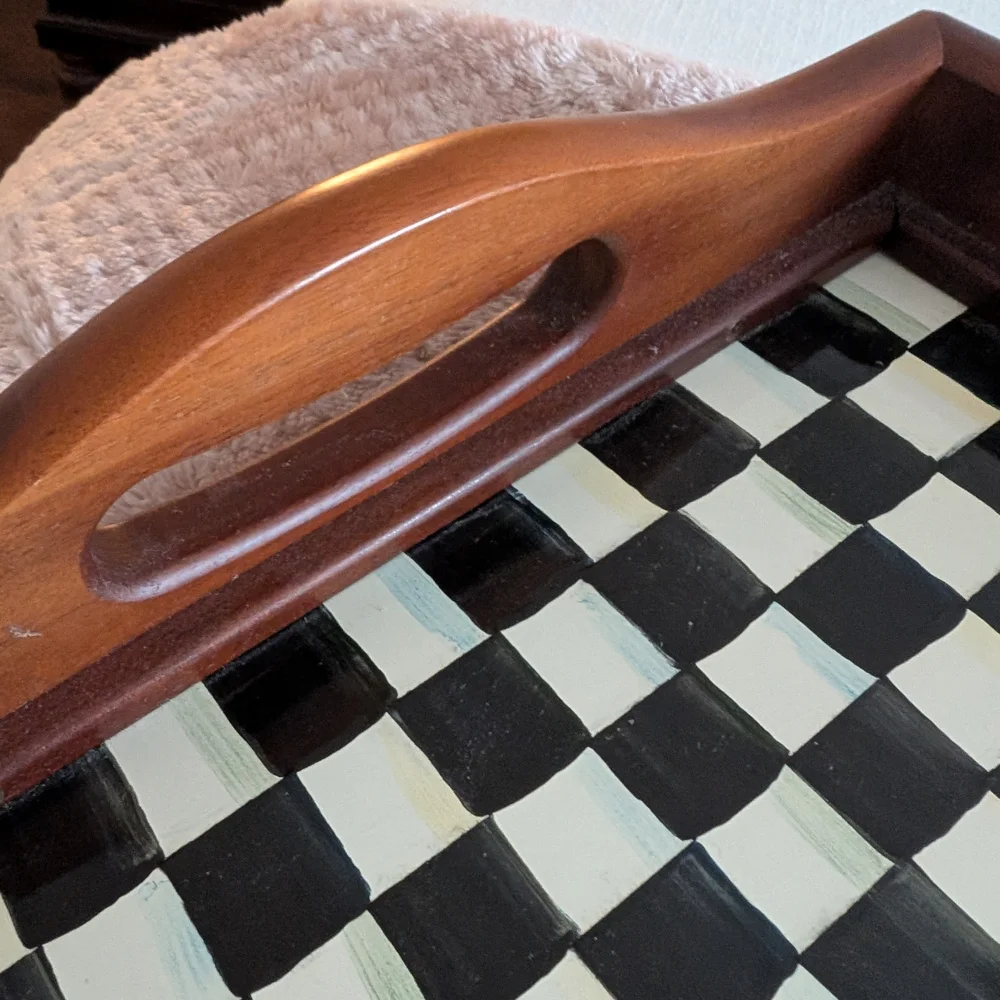 Classic Checkered Wooden Bath Vanity Tray